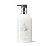 Hand lotion Molton Brown White Mulberry 300 ml skincare packaging