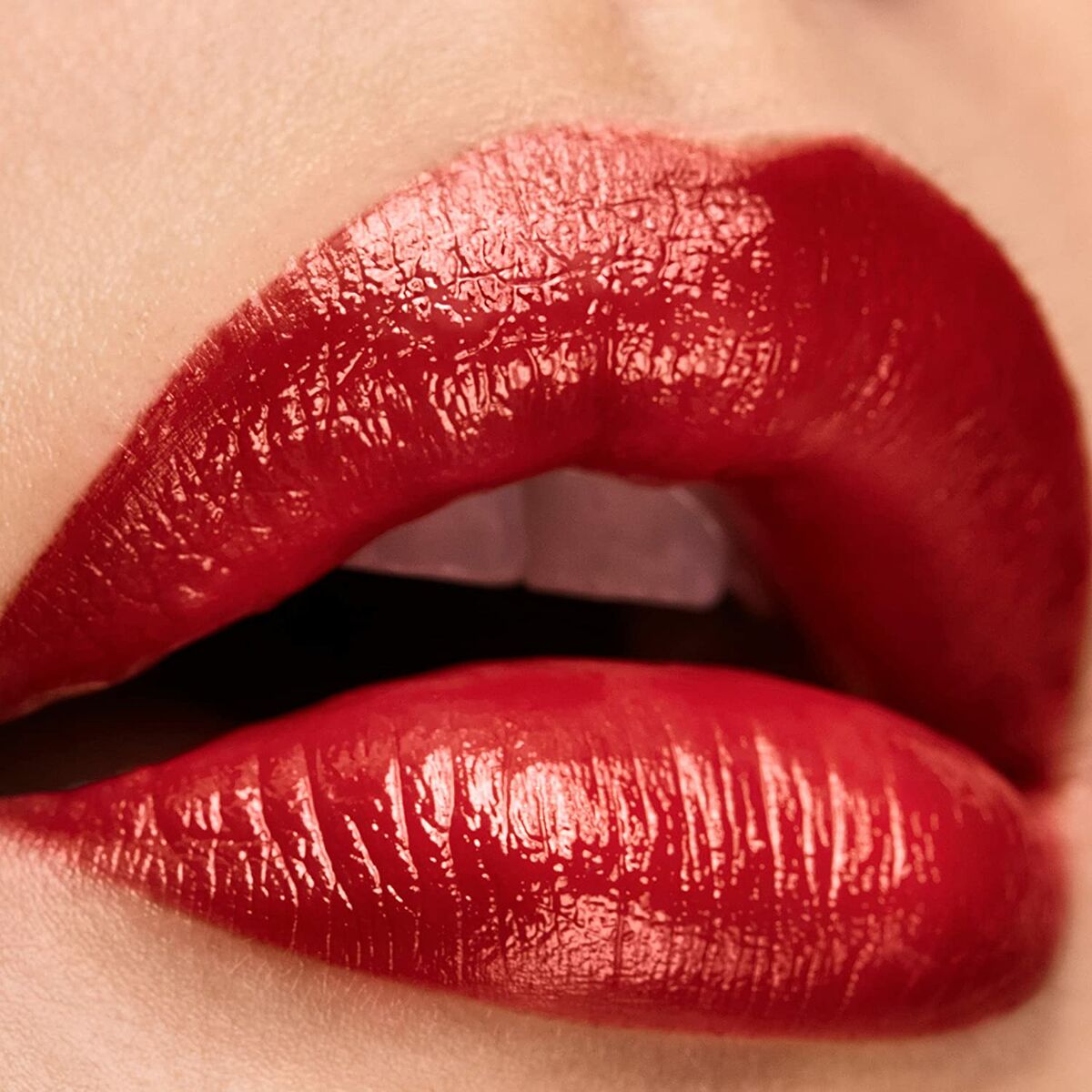 Lip balm Elizabeth Arden Lip Color Nº 19 Red door red Nº 19-Red Door Red 4 g skincare packaging