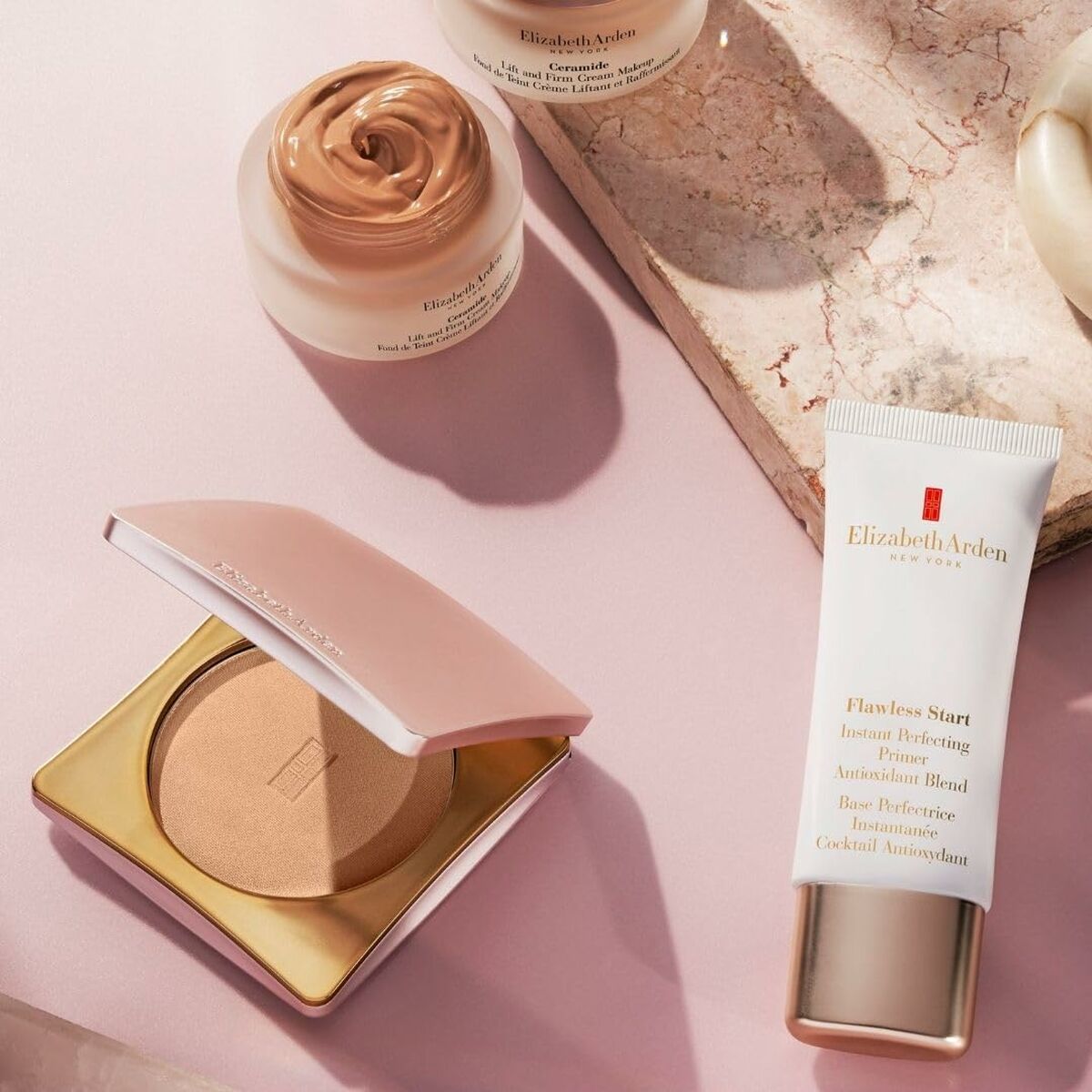 Compact Powders Elizabeth Arden SKINCARING POWDER Light 10 g makeup packaging