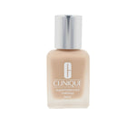 Liquid Make Up Base Clinique Superbalanced (30 ml) product packaging