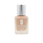 Liquid Make Up Base Clinique Superbalanced (30 ml) product packaging