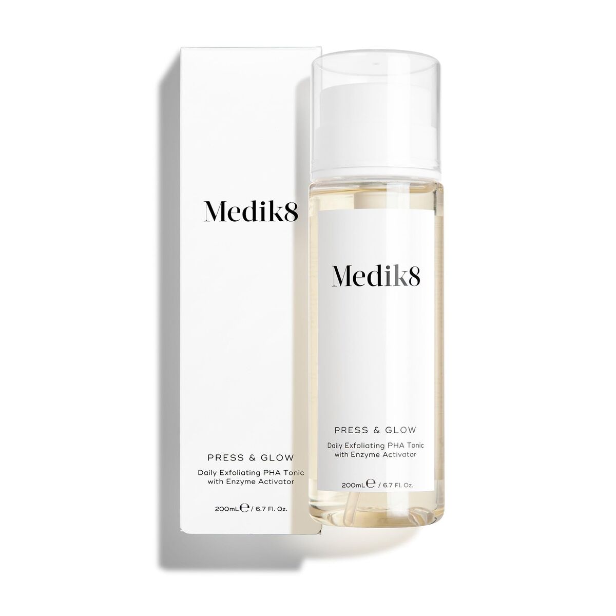 Bath towel Medik8 LIMPIADORAS Y TÓNICOS MEDIK8 200 ml product packaging