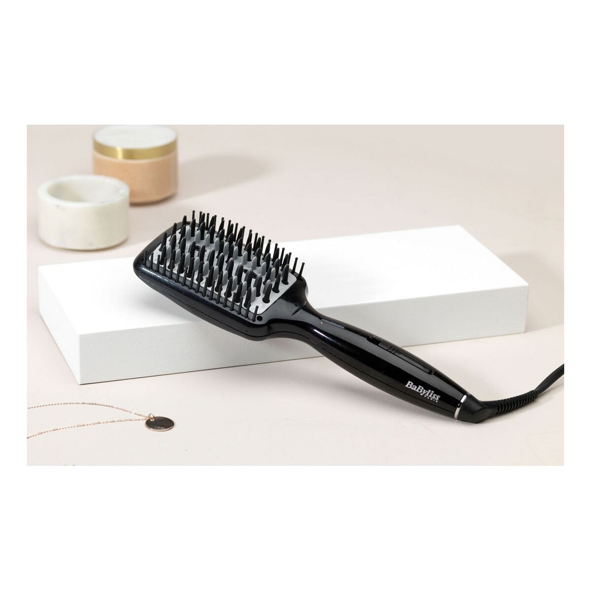 Smoothing Brush Babyliss HSB101E product packaging