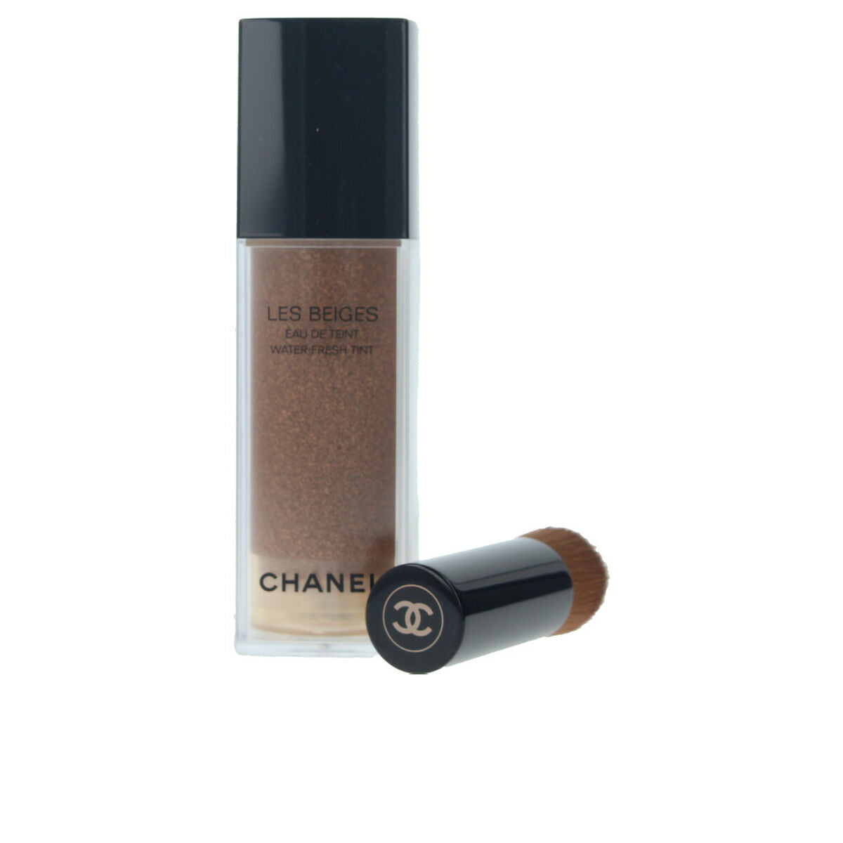 Liquid Make Up Base Les Beiges Eau de Teint Chanel product packaging