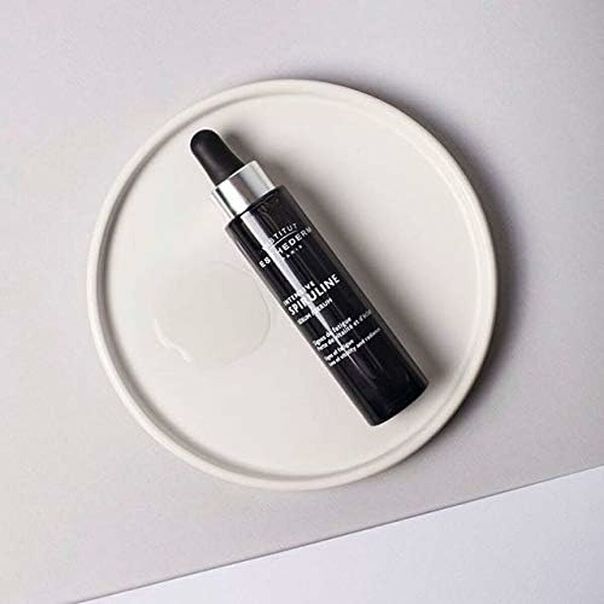 Facial Serum Institut Esthederm Intensive Spiruline 30 ml for Women serum bottle