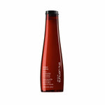 Shampoo Shu Uemura COLOR LUSTRE 300 ml for Women shampoo bottle