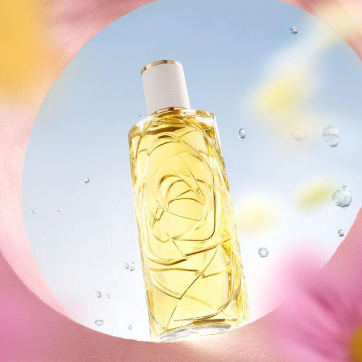 Perfume Lancôme LES Ô for Women product packaging