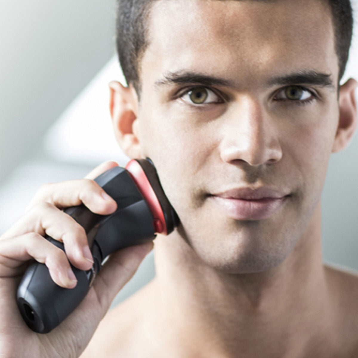 Electric shaver Remington POWER SERIES product packaging