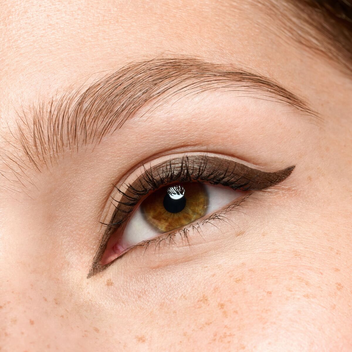 Make-Up Set Essence EYELINER PEN makeup packaging