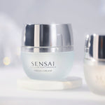 Facial Cream Sensai CELLULAR PERFORMANCE 40 ml skincare packaging