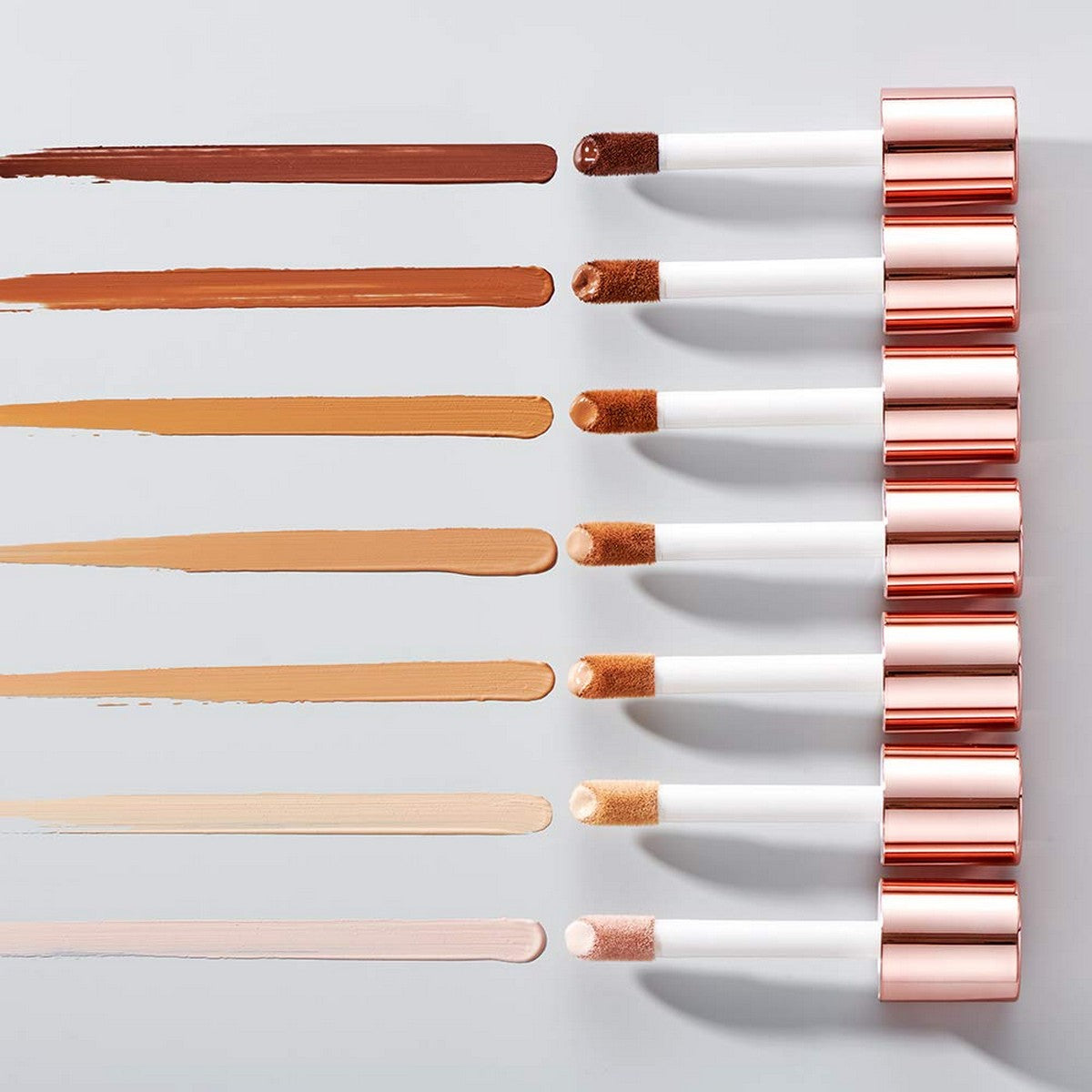 Liquid Make Up Base Revolution Make Up Conceal Define Nº F9 23 ml product packaging