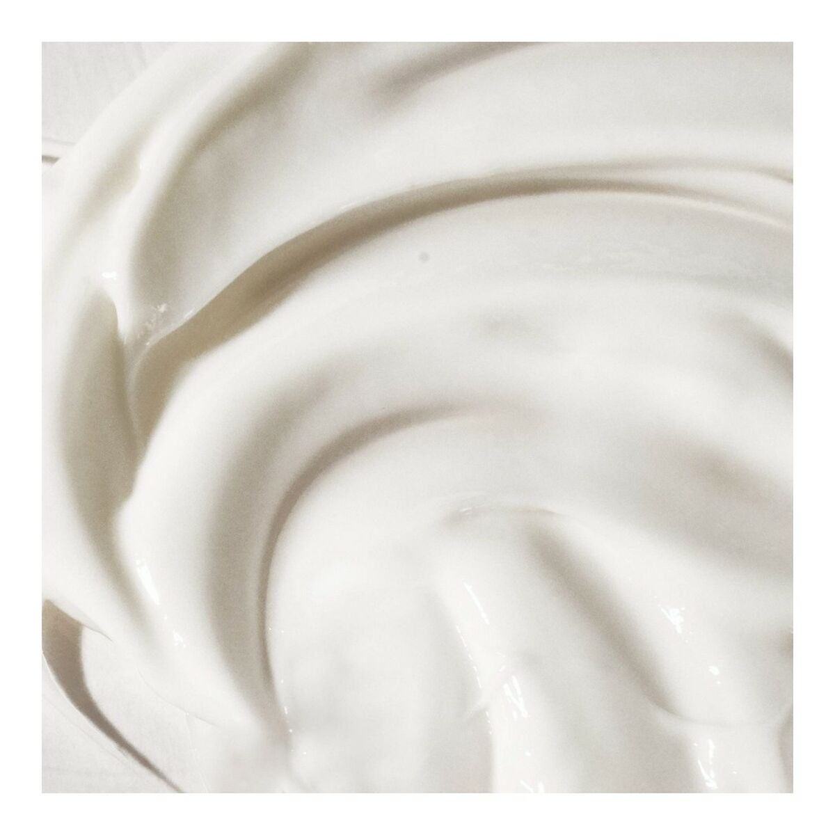 Hydrating Mask Bouclème Curls Redefined 250 ml Anti-Breakage for Women mask packaging