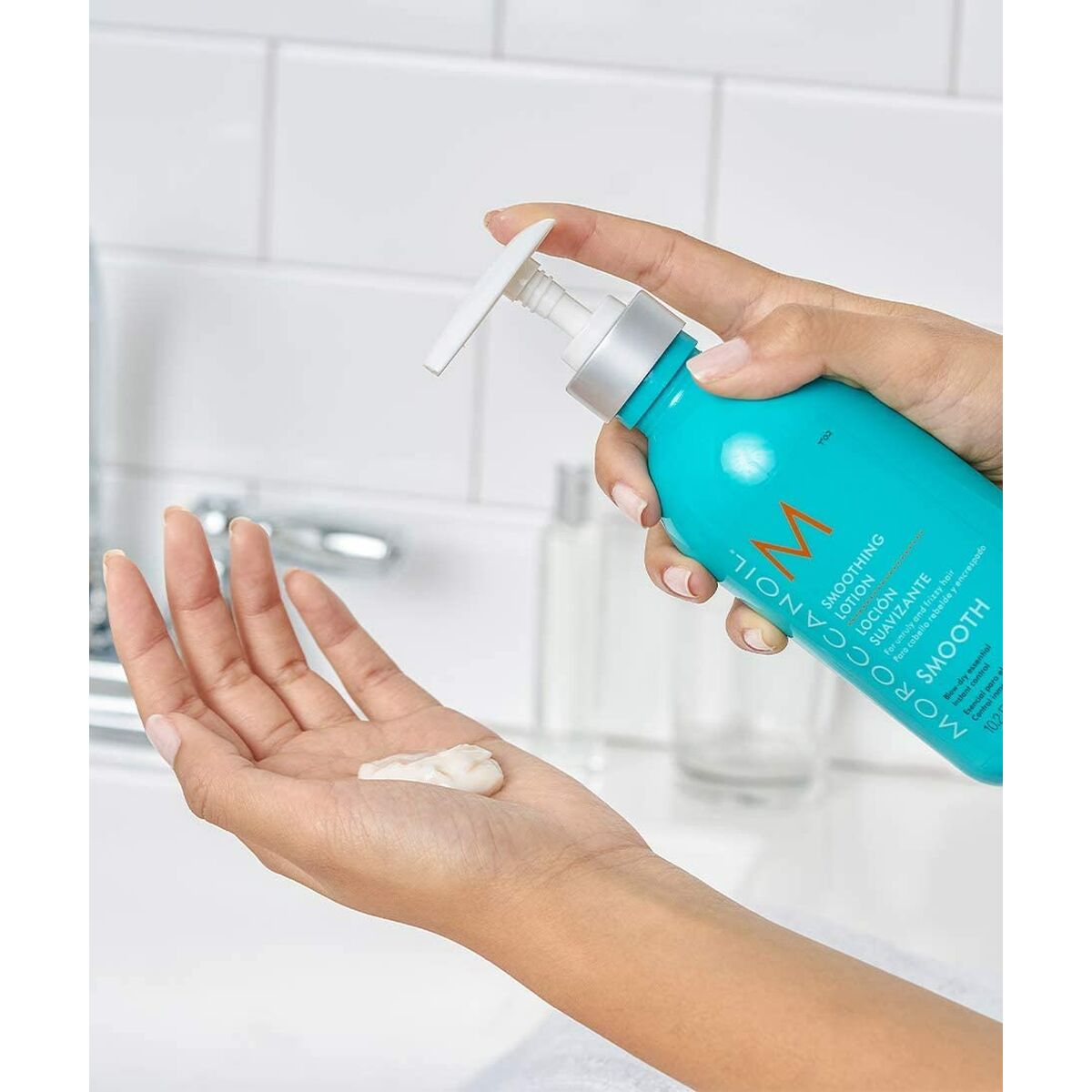 Styling Lotion Moroccanoil 6668 skincare packaging