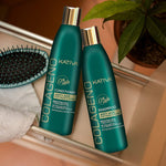 Revitalising Conditioner Kativa Anti-Age 550 ml Collagen for Women conditioner bottle
