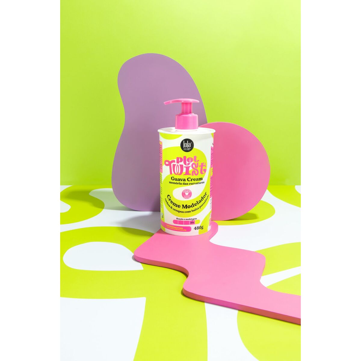 Styling Crème Lola Cosmetics 480 g product packaging