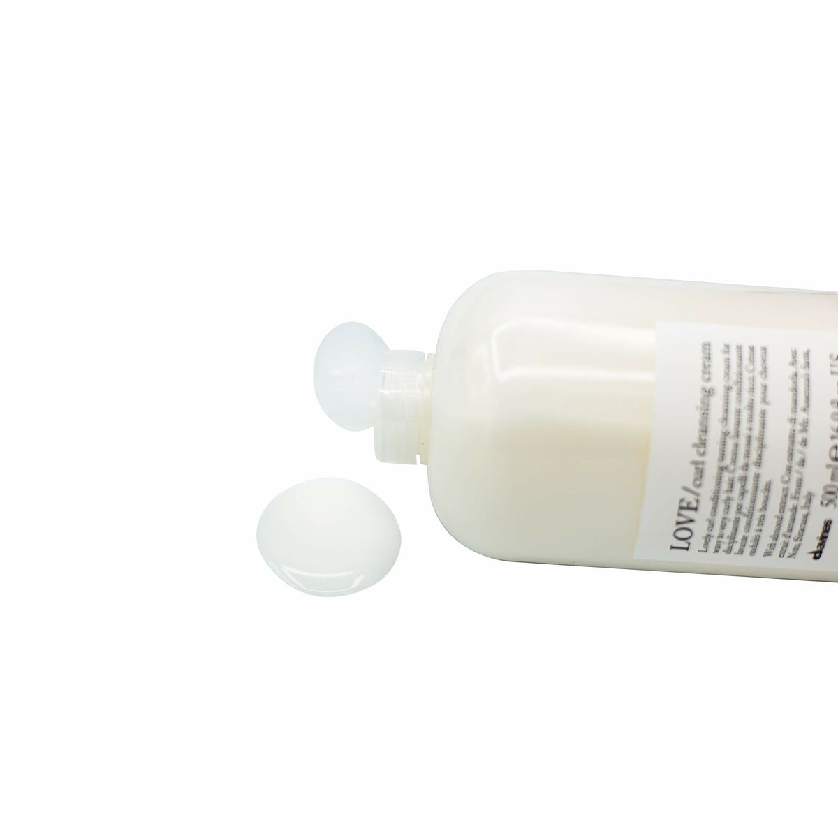 Conditioner Davines conditioner bottle