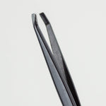 Tweezers for Plucking 3 Claveles Black Crab product packaging