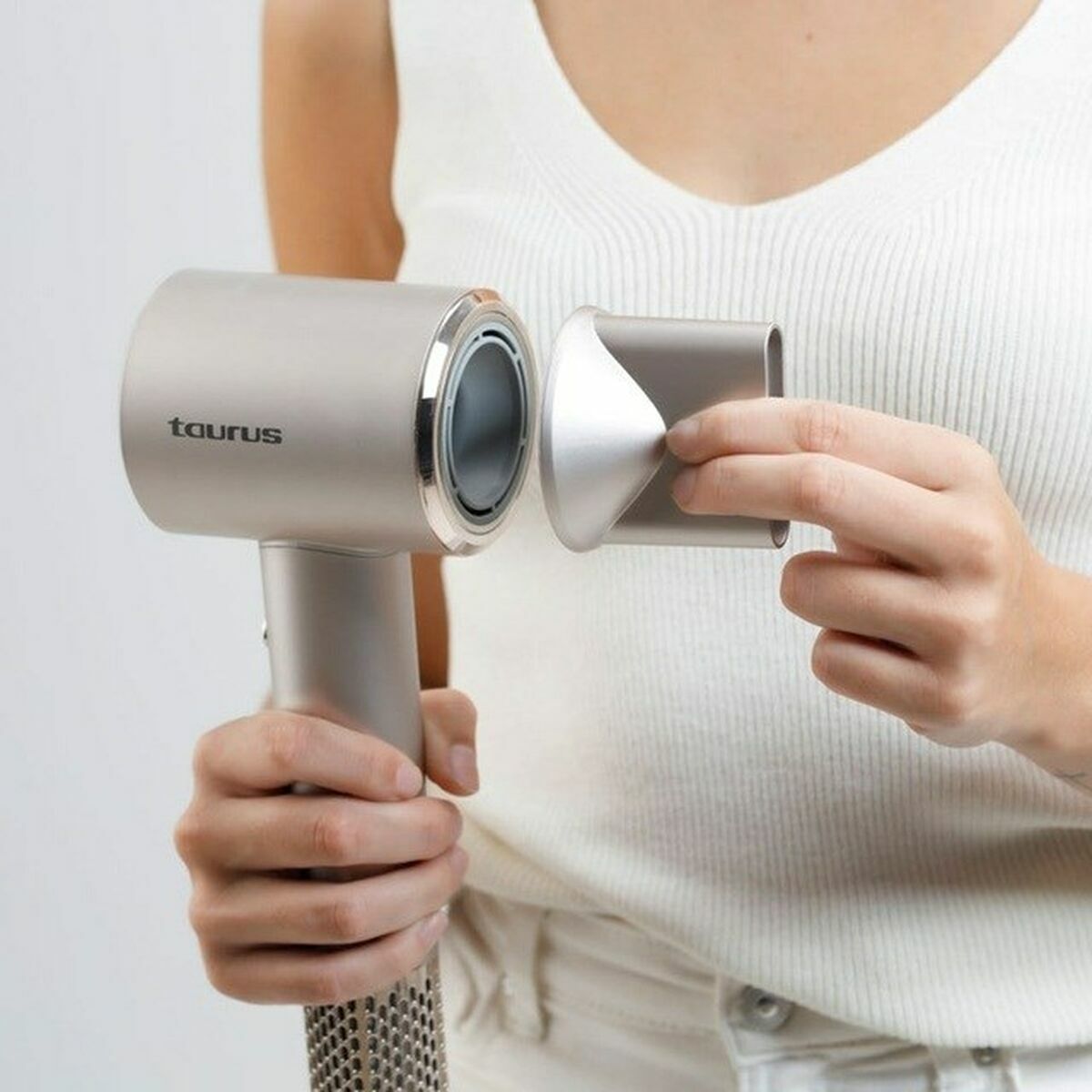 Hairdryer Taurus Grey product packaging