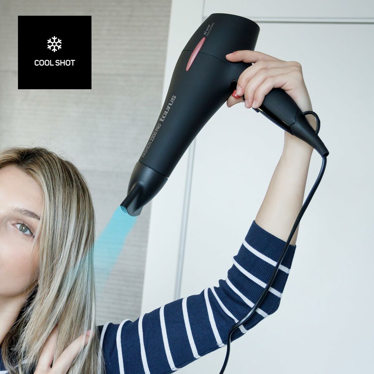 Hairdryer Taurus 2200 W Black product packaging