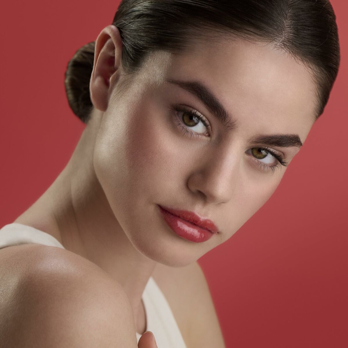 Lip-gloss Sensilis LIP GLOW [OIL REPAIR] Nº 05 Berry Me 3,5 ml 3.5 ml product packaging