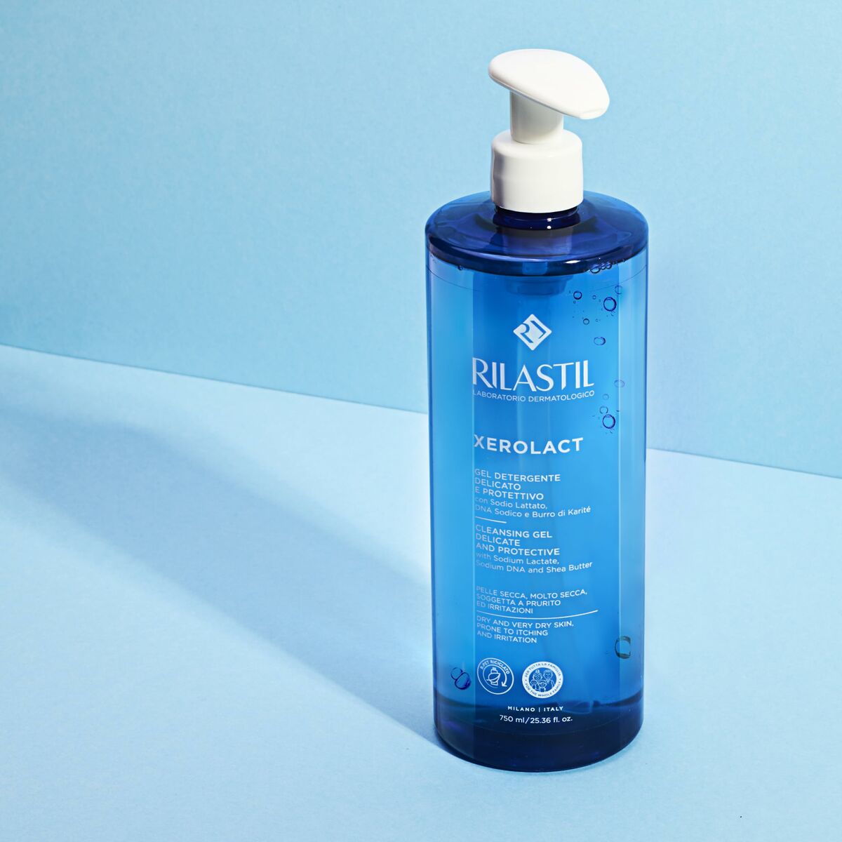 Facial Cleansing Gel Rilastil XEROLACT 750 ml skincare packaging