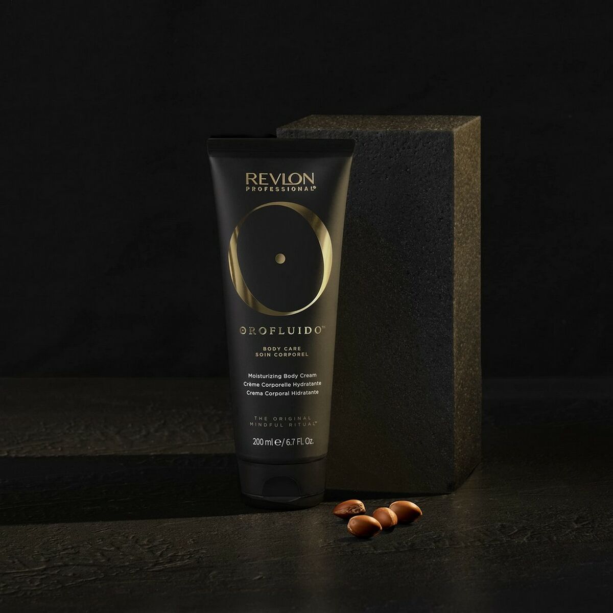 Moisturising Body Cream Revlon 200 ml for Women skincare packaging