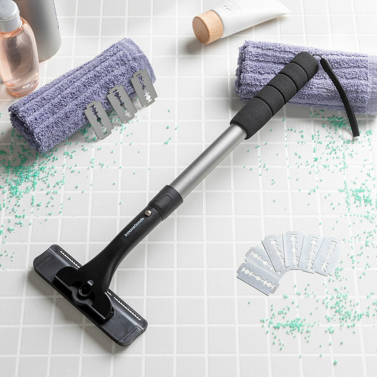 Body Shaver with Extendable Aluminum Handle Extaver InnovaGoods product packaging