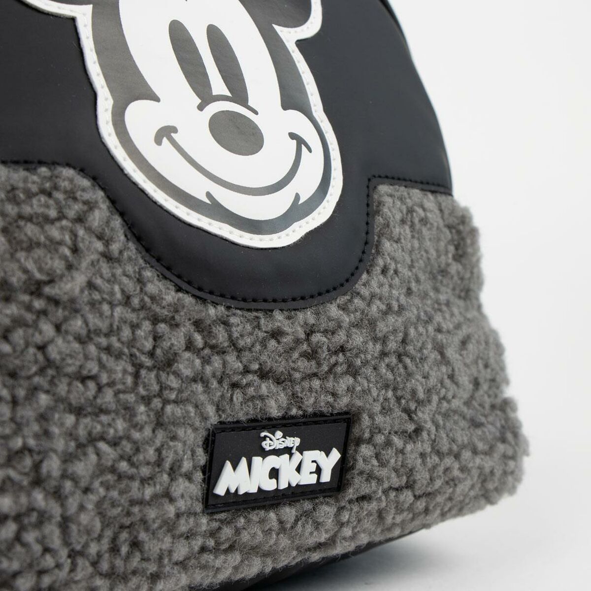 Travel Vanity Case Mickey Mouse product packaging