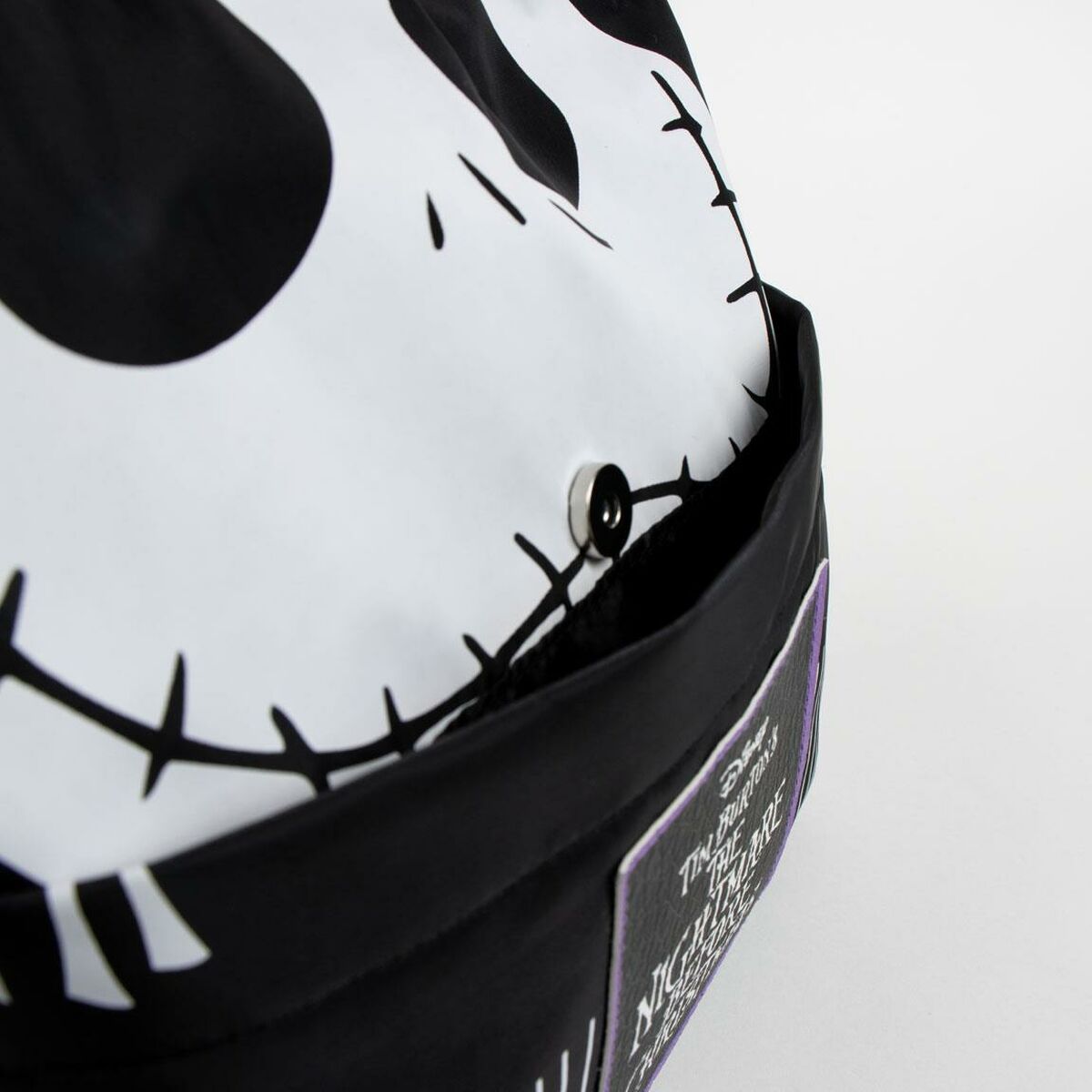 Travel Vanity Case The Nightmare Before Christmas product packaging