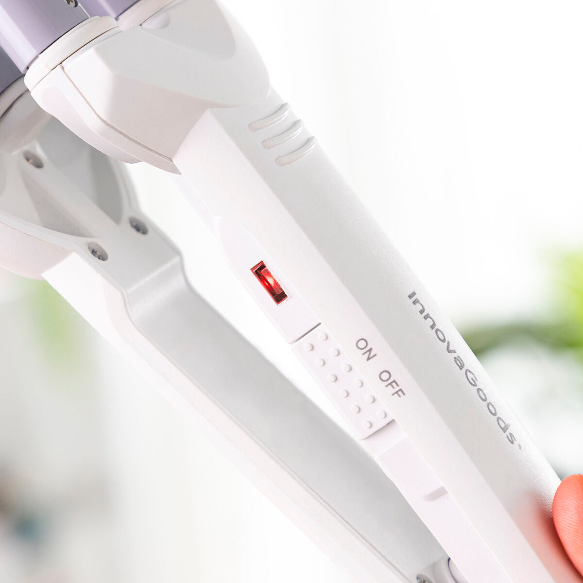 Ceramic Hair Iron for Creating Waves Wavio InnovaGoods 55 W product packaging