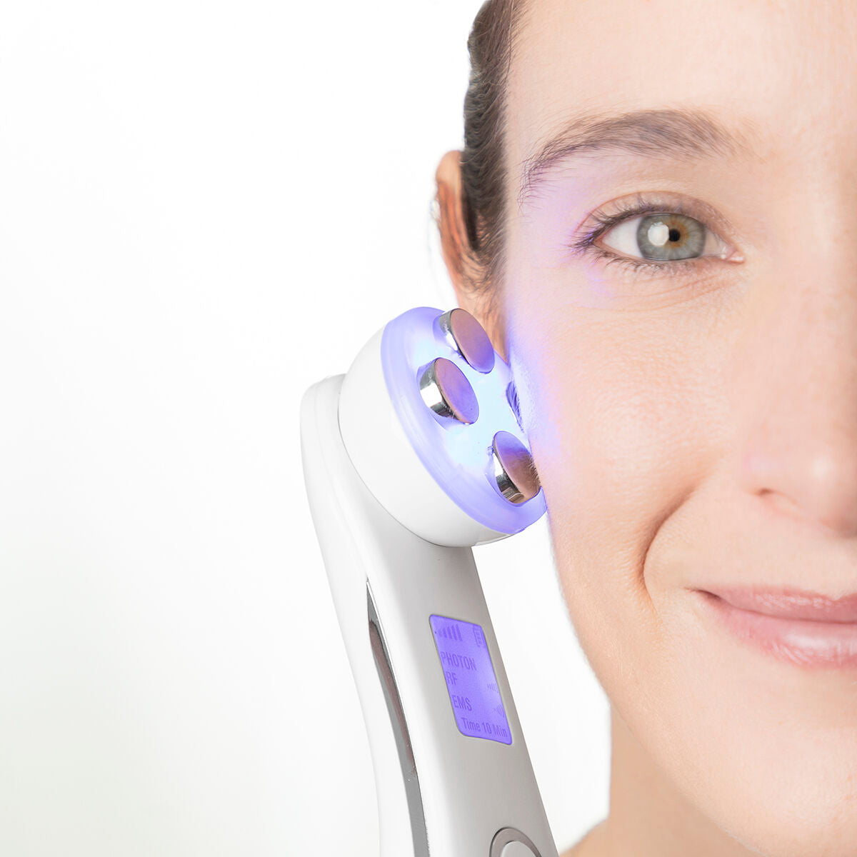 Facial Massager with Radiofrequency, Phototherapy and Electrostimulation Wace InnovaGoods product packaging